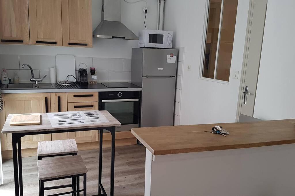 Agreable Appartement Lumineux Au Centre-Ville Oyonnax Exterior foto